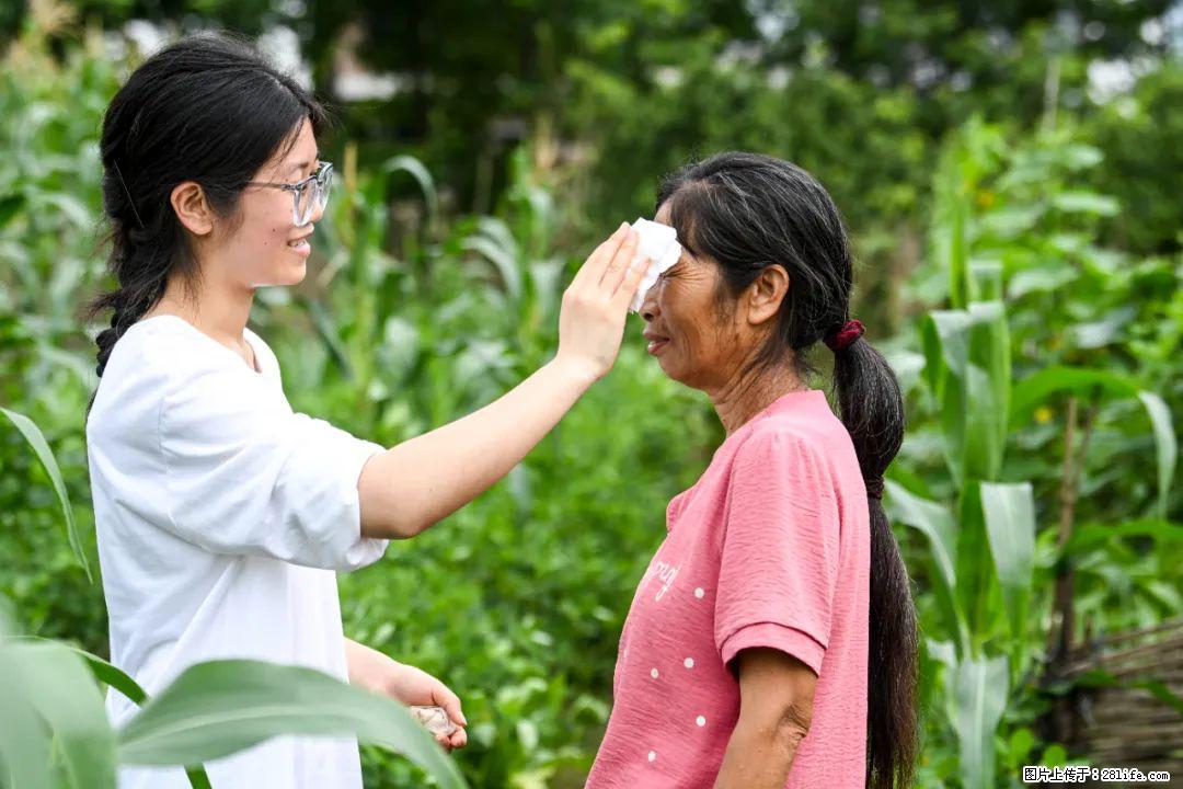 全网追的“扁担女孩”，找了一份暑假工，时薪12元 - 随州生活资讯 - 随州28生活网 suizhou.28life.net